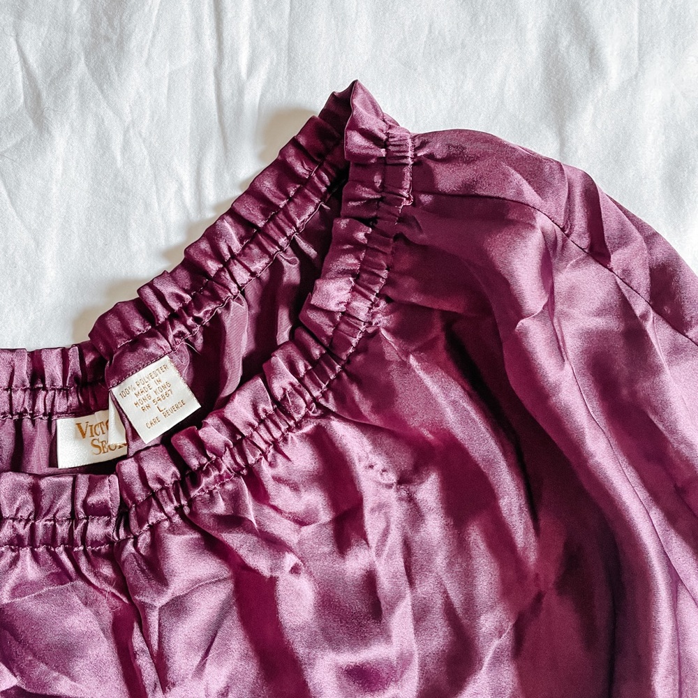 Vintage Gold Tag - Victorias Secret